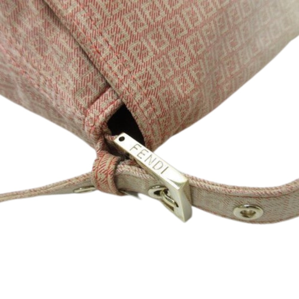 FENDI Mamma Baguette - Pink in Glitter - Picture 9 of 10